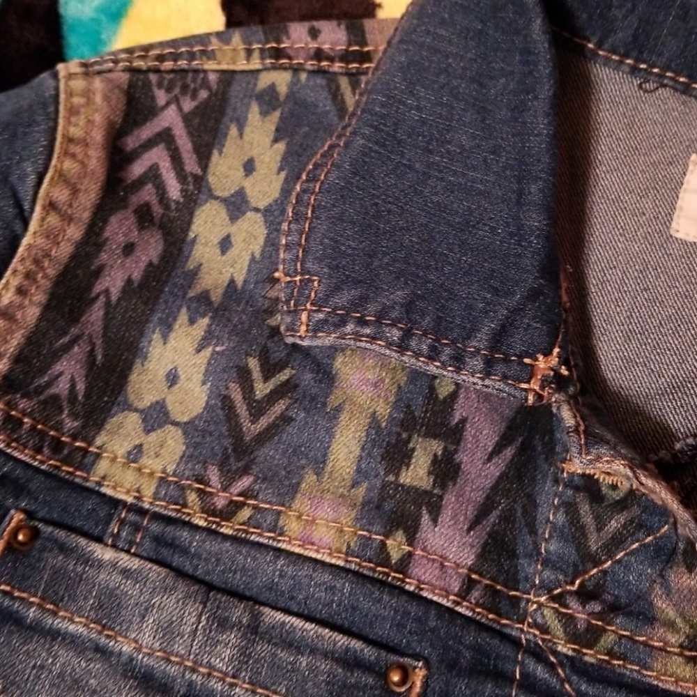 Jean jacket - Picture 2 of 2